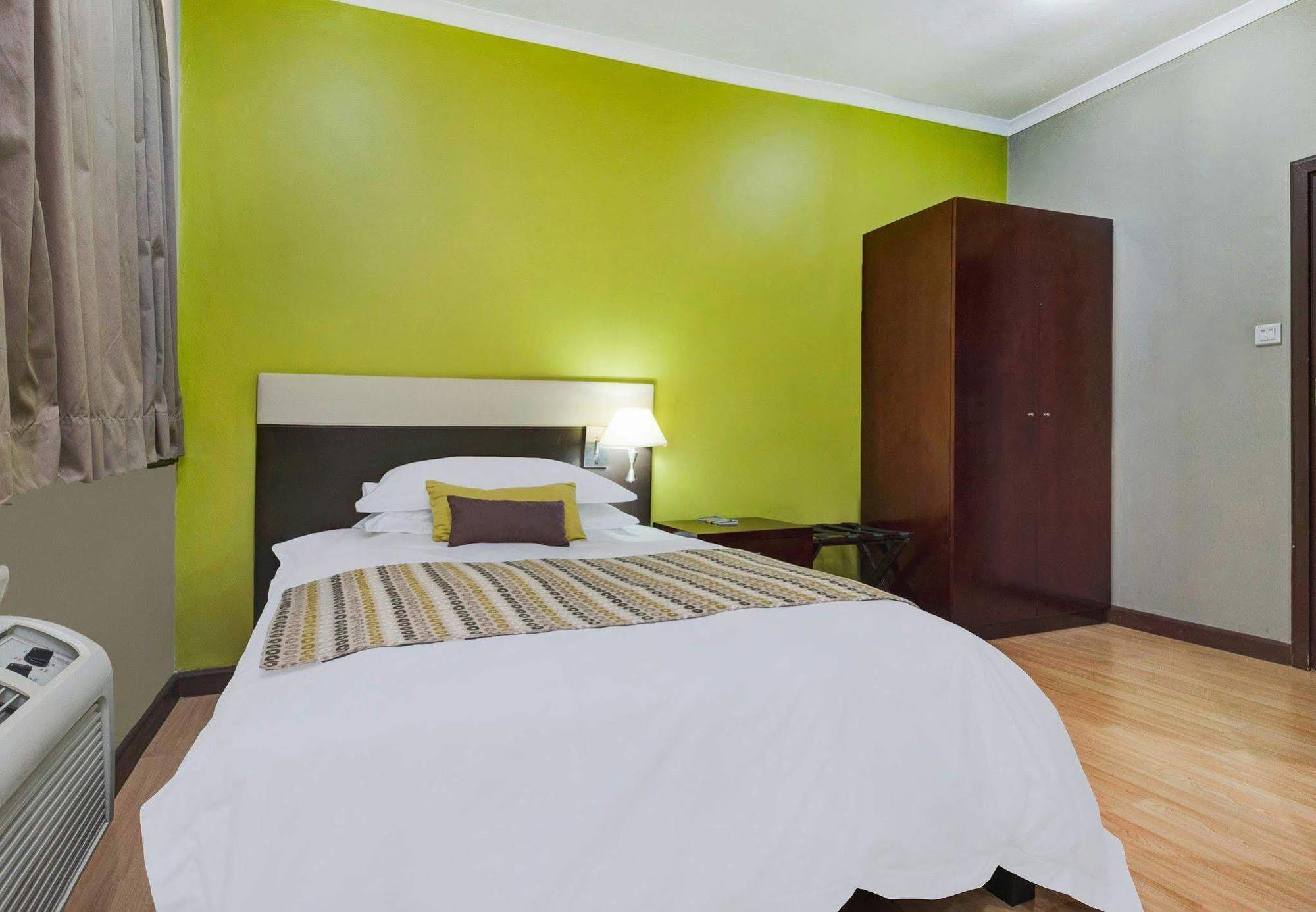 Protea Hotel Lusaka Cairo Road Экстерьер фото